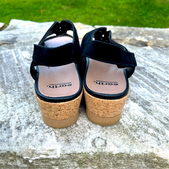 Earth Burran Rosa Black Suede Wedge Sandals - Picture 4 of 7